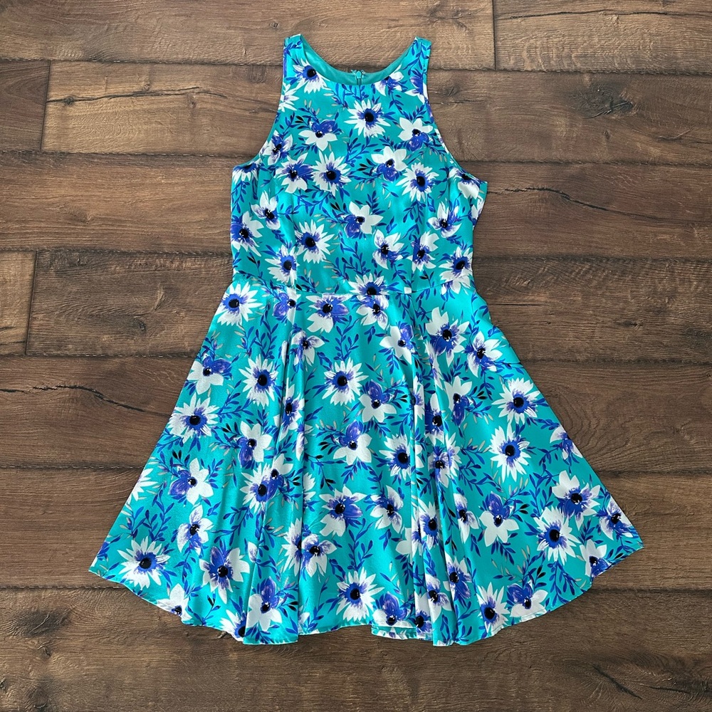 Yumi Kim Floral green sleeveless dress size medium